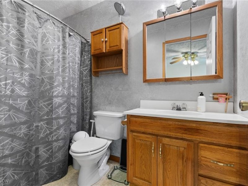 9375 Ridge Road SE, Uhrichsville, OH 44683 Photo 21