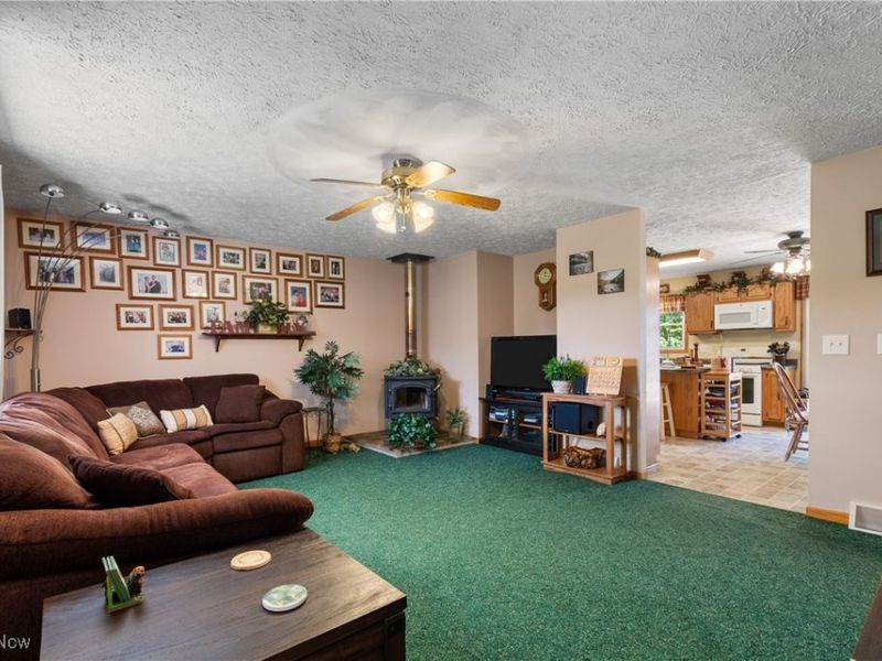 9375 Ridge Road SE, Uhrichsville, OH 44683 Photo 8