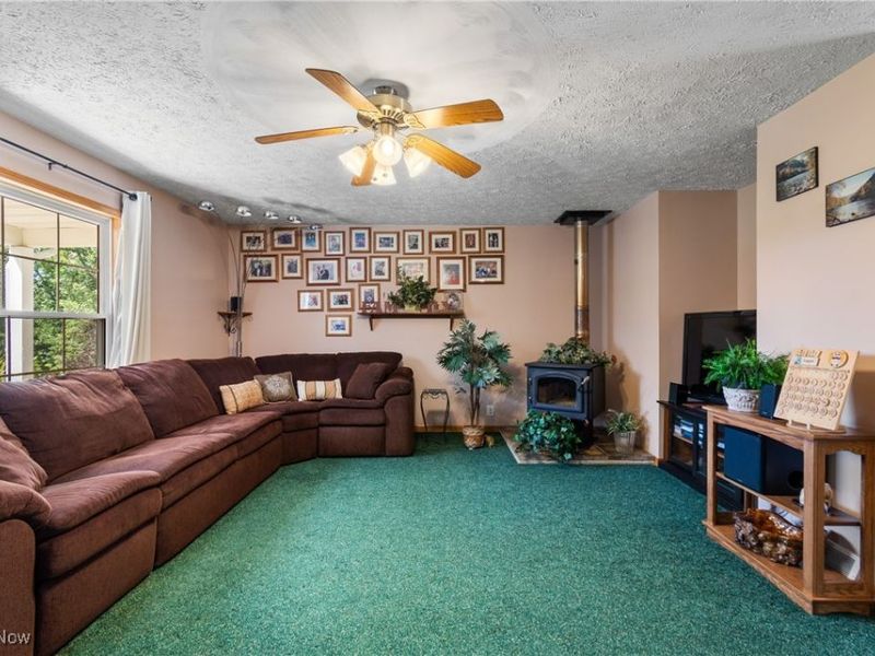 9375 Ridge Road SE, Uhrichsville, OH 44683 Photo 9