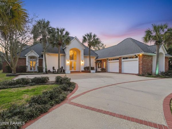 327 Beverly Drive, Lafayette, LA 70503