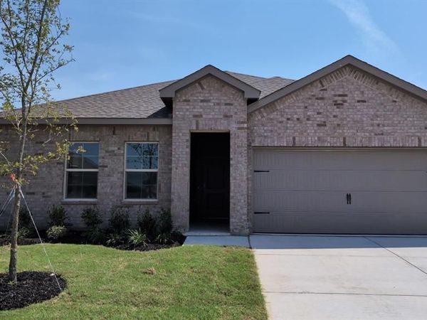 929 BOLL WEEVIL Drive, Cleburne, TX 76031