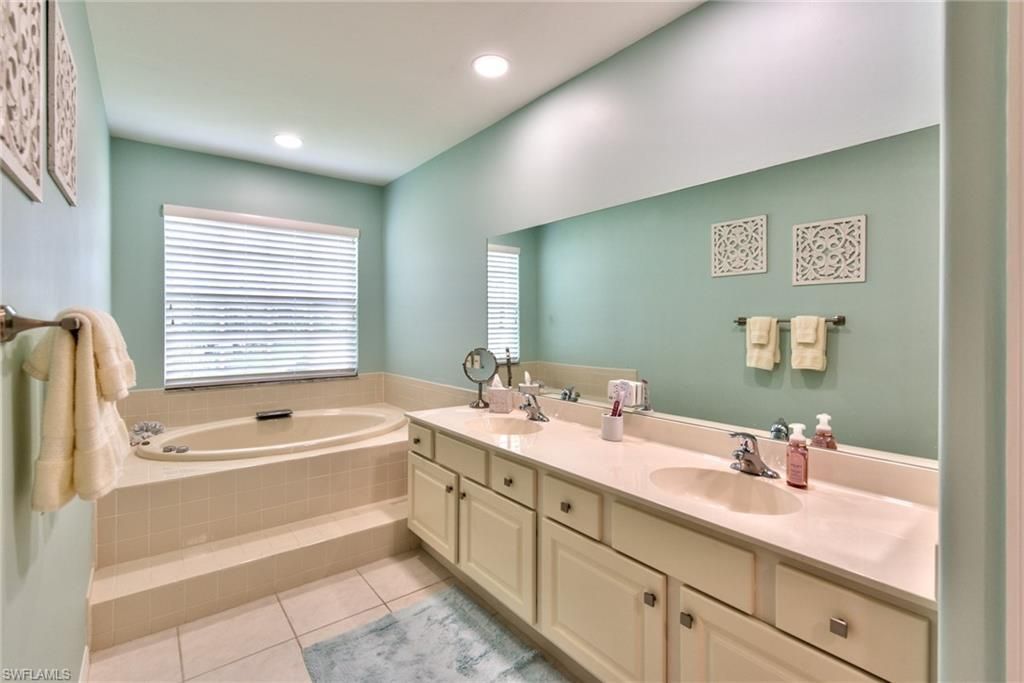 13270 Sherburne Cir, Unit 2903, Bonita Springs, FL 34135 Photo