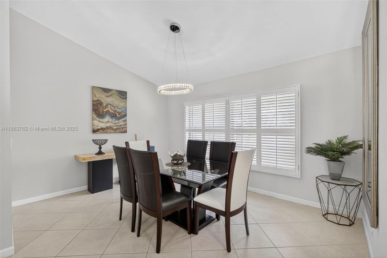 15 W Balfour Rd, Palm Beach Gardens, FL 33418 Photo