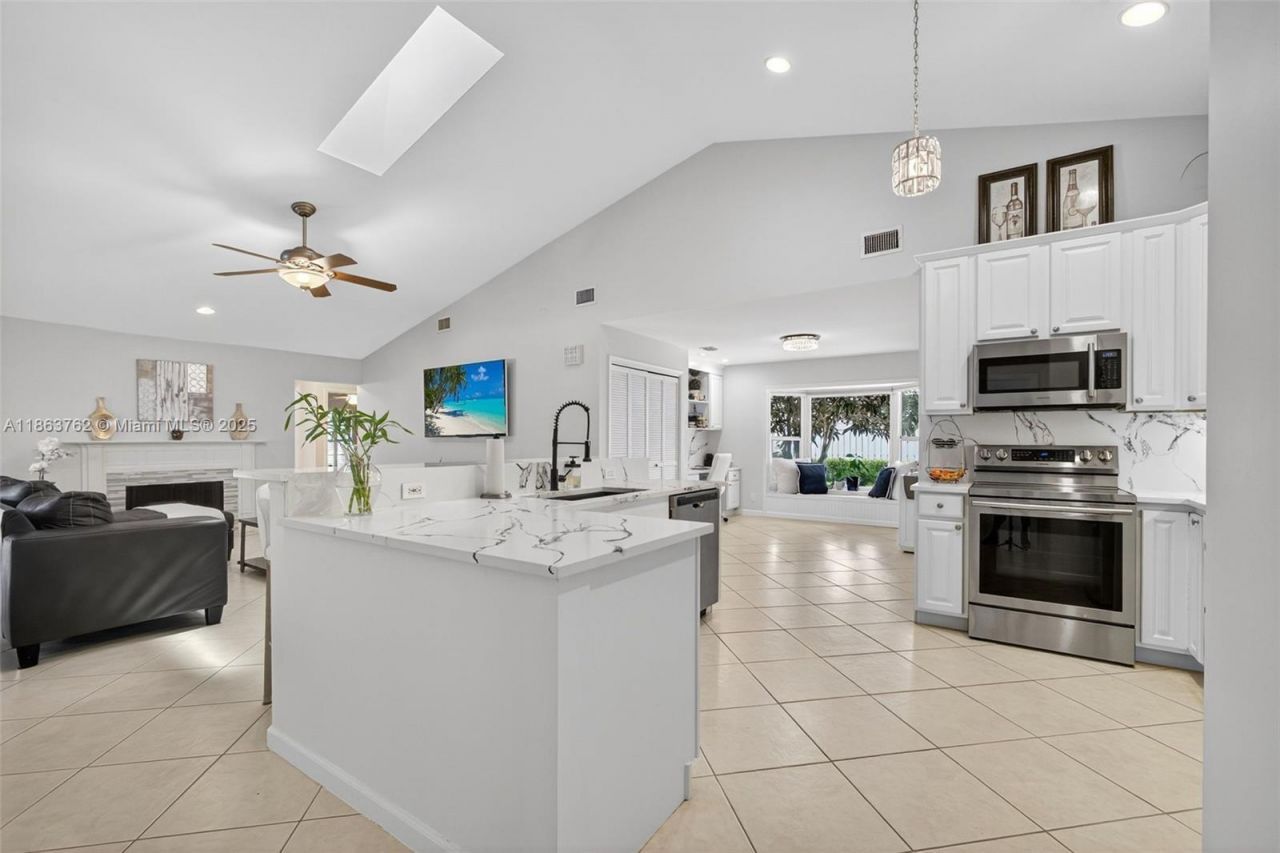 15 W Balfour Rd, Palm Beach Gardens, FL 33418 Photo