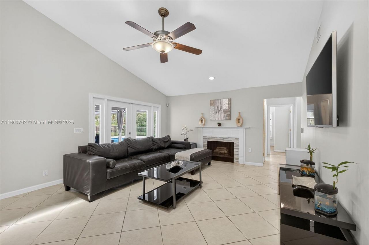 15 W Balfour Rd, Palm Beach Gardens, FL 33418 Photo