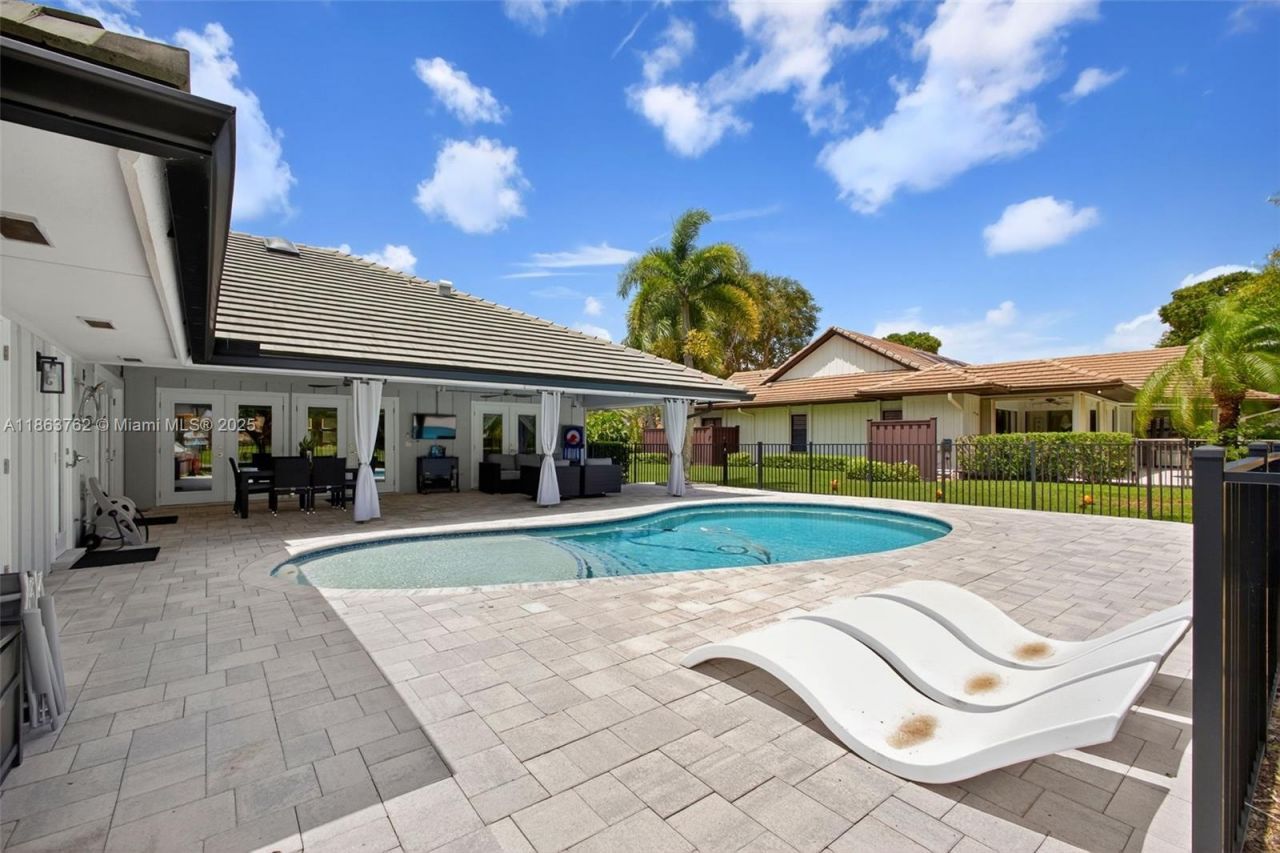 15 W Balfour Rd, Palm Beach Gardens, FL 33418 Photo