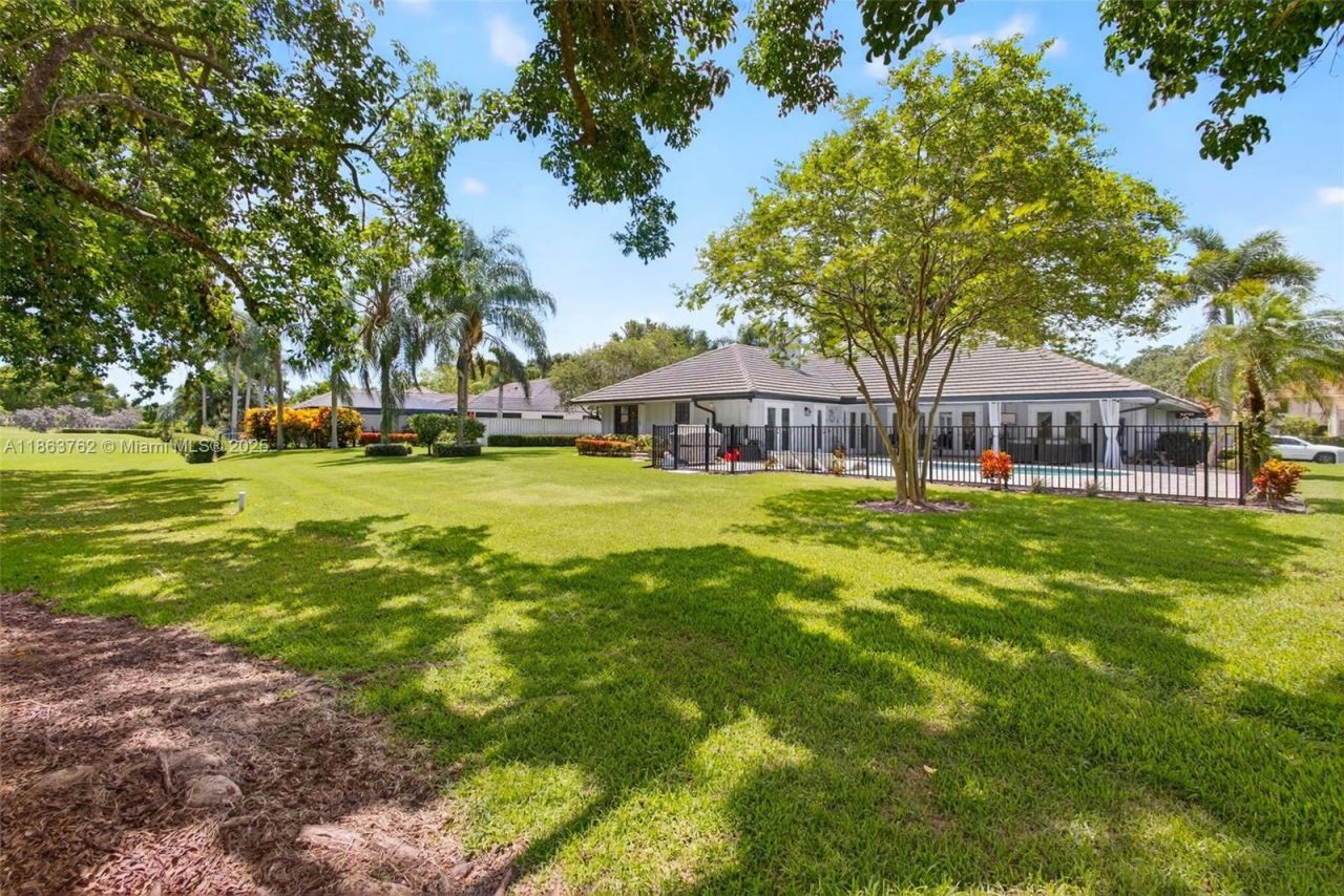 15 W Balfour Rd, Palm Beach Gardens, FL 33418 Photo