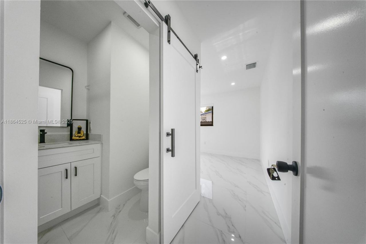 3021 SW 97th Ave, Miami, FL 33165 Photo