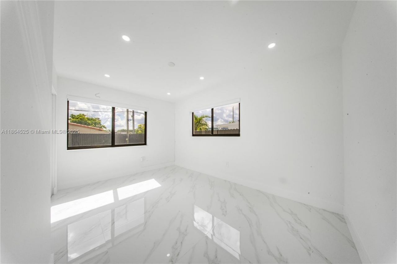 3021 SW 97th Ave, Miami, FL 33165 Photo