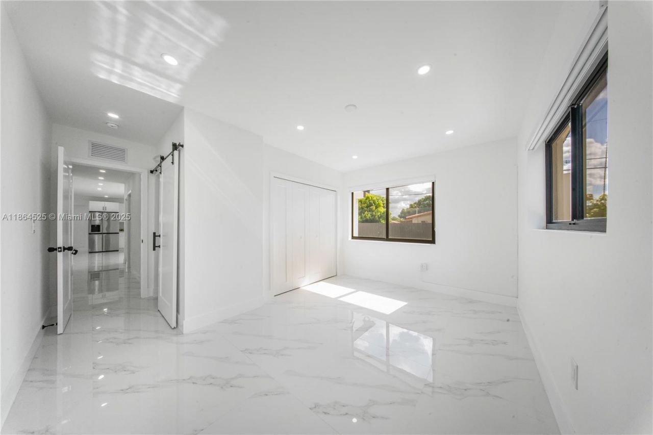 3021 SW 97th Ave, Miami, FL 33165 Photo