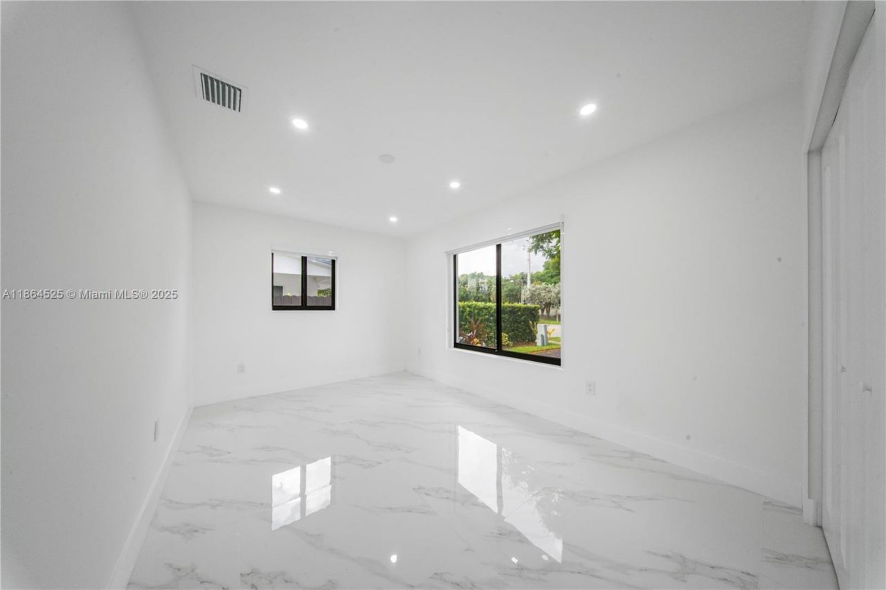 3021 SW 97th Ave, Miami, FL 33165 Photo