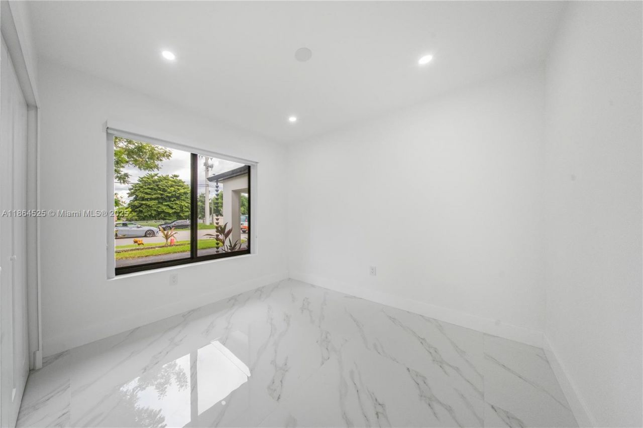 3021 SW 97th Ave, Miami, FL 33165 Photo