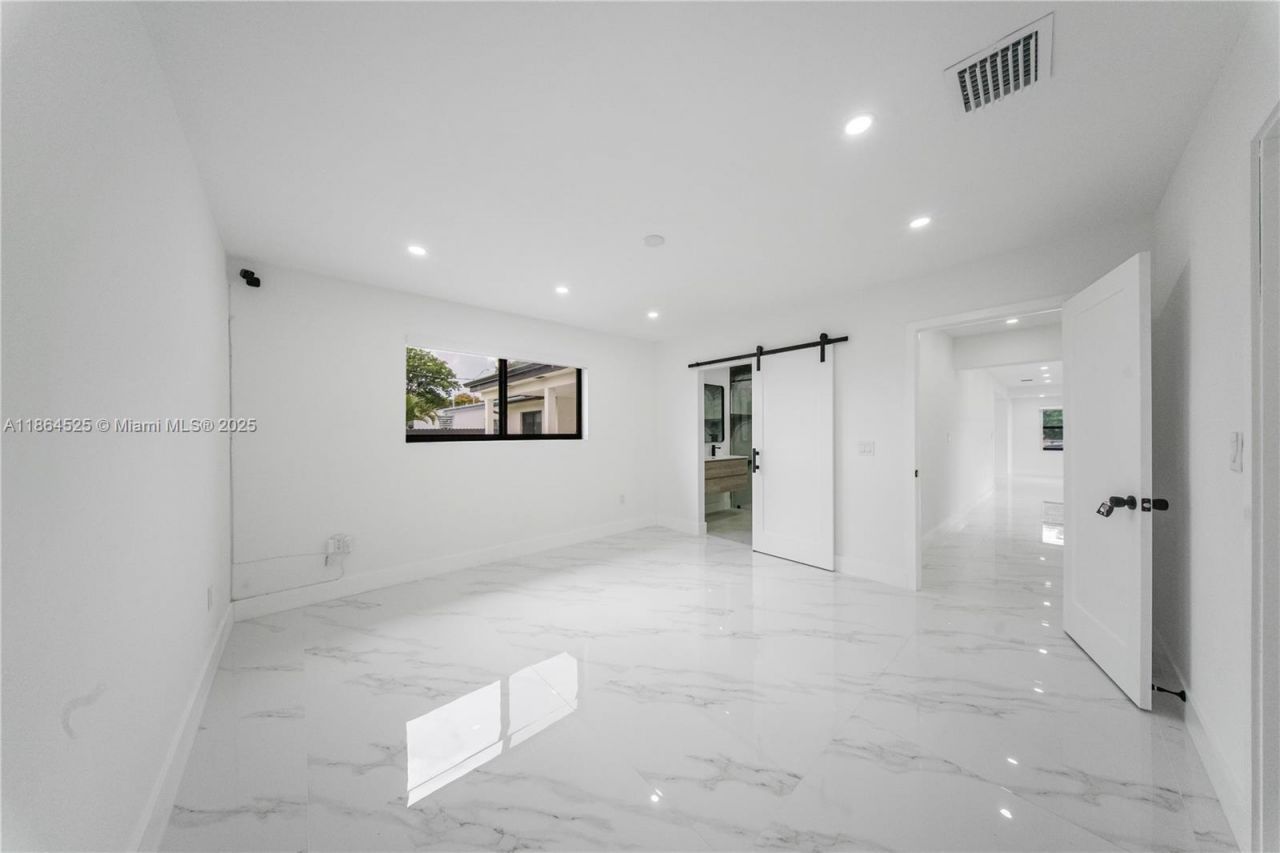 3021 SW 97th Ave, Miami, FL 33165 Photo