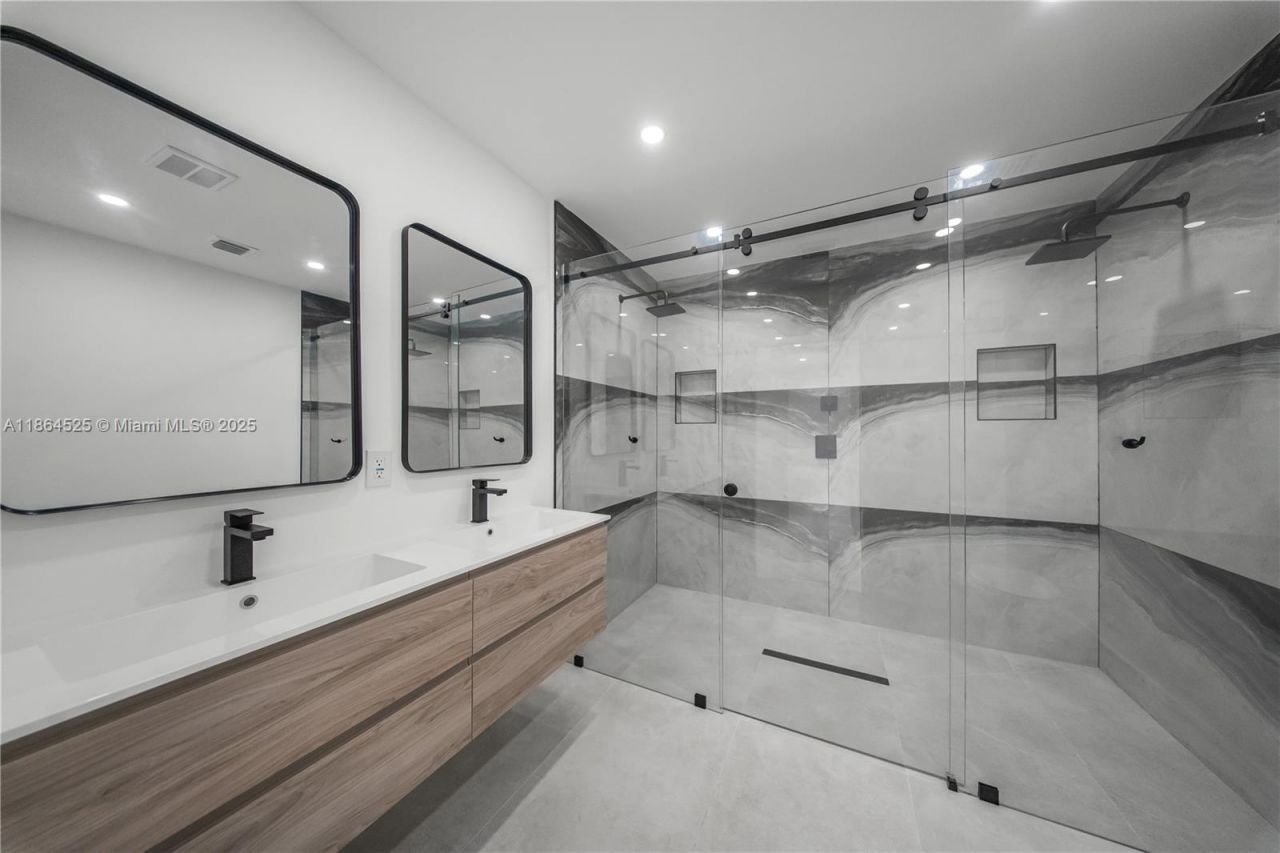 3021 SW 97th Ave, Miami, FL 33165 Photo