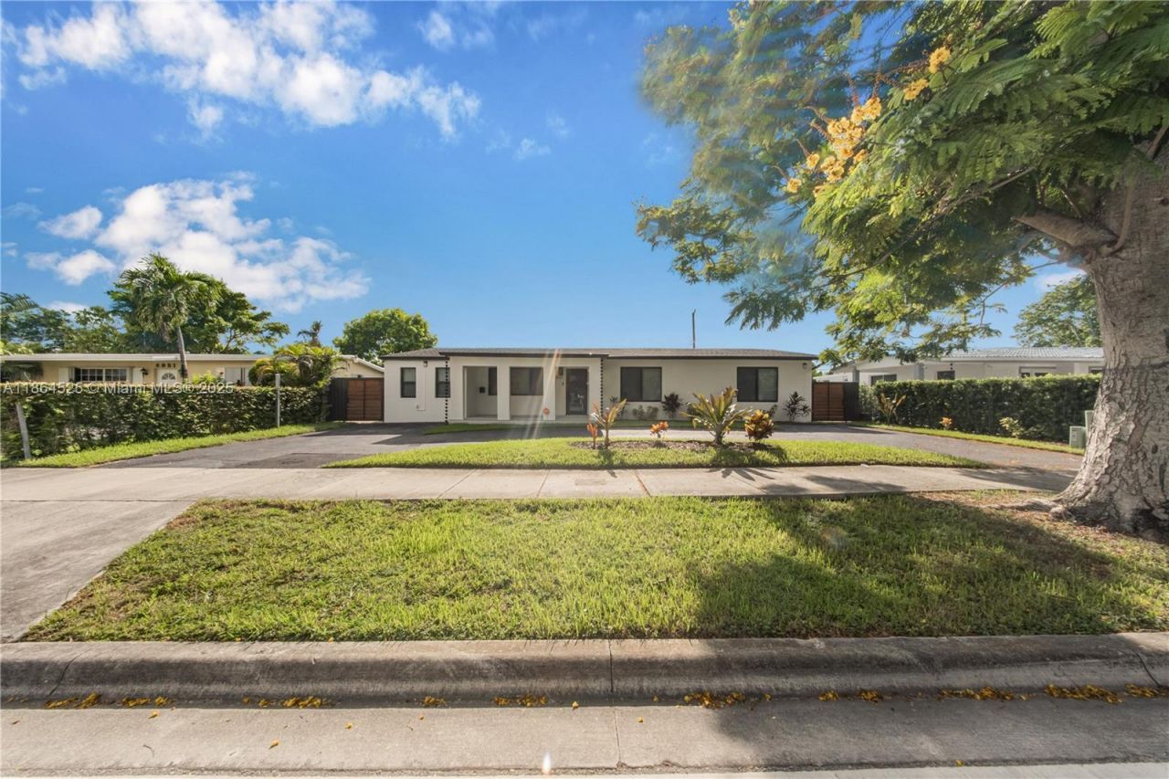 3021 SW 97th Ave, Miami, FL 33165 Photo
