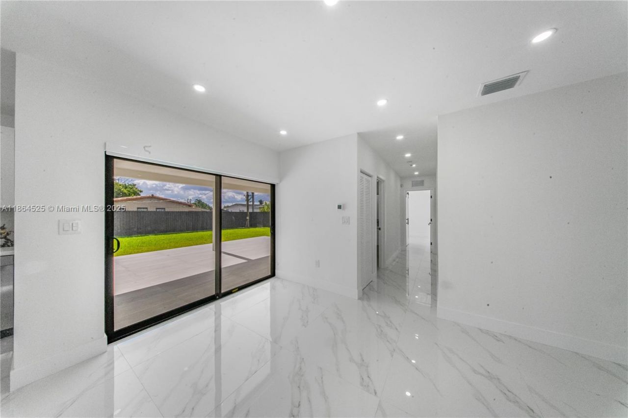 3021 SW 97th Ave, Miami, FL 33165 Photo