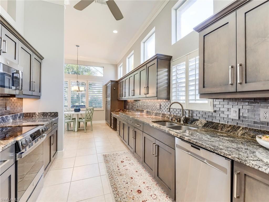 19319 Silver Oak Dr, Estero, FL 33967 Photo