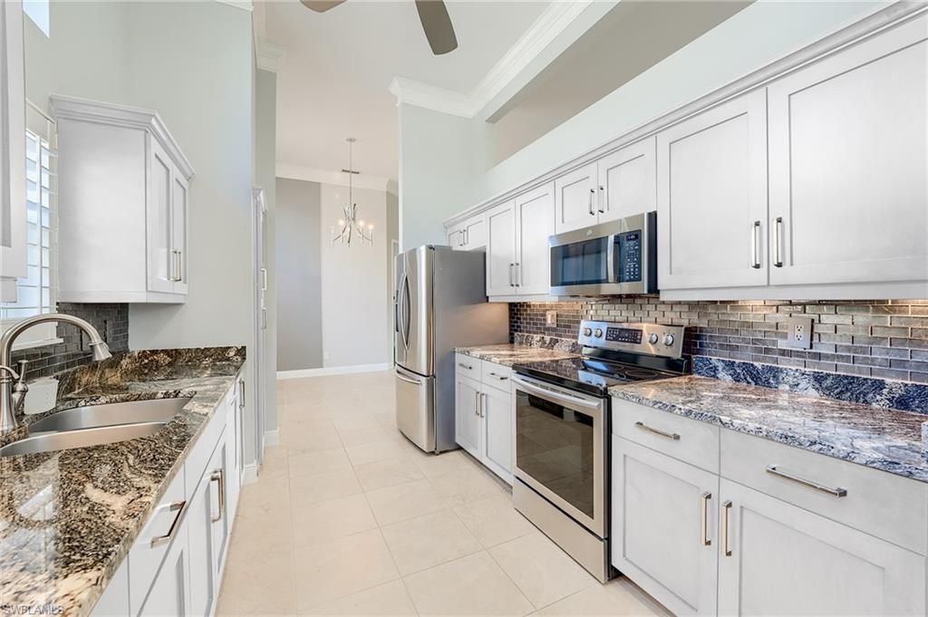 19319 Silver Oak Dr, Estero, FL 33967 Photo