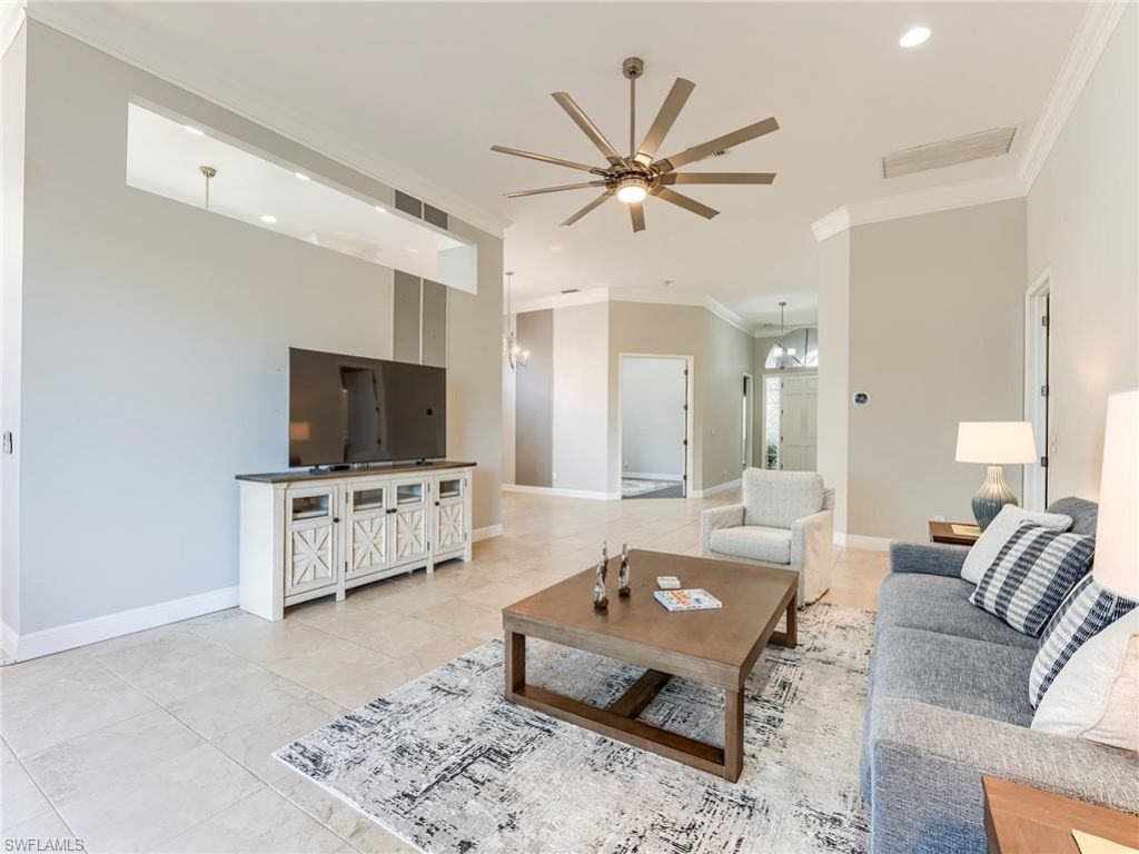 19319 Silver Oak Dr, Estero, FL 33967 Photo