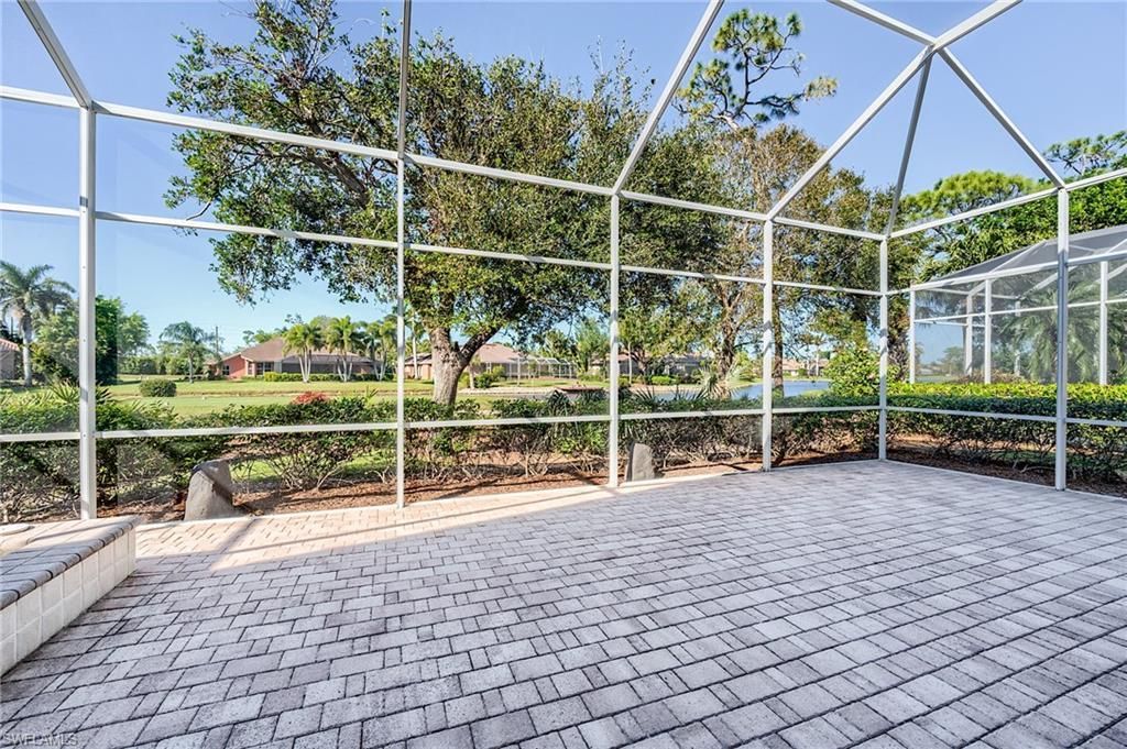 19319 Silver Oak Dr, Estero, FL 33967 Photo