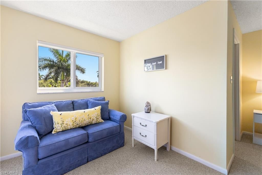 555 Park Shore Dr, Unit B302, Naples, FL 34104 Photo