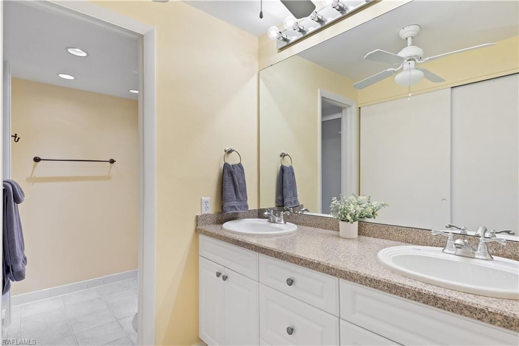 555 Park Shore Dr, Unit B302, Naples, FL 34104 Photo