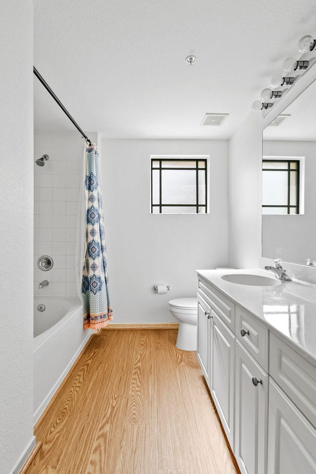 2727 Anzio Court, Unit 307, Palm Beach Gardens, FL 33410 Photo