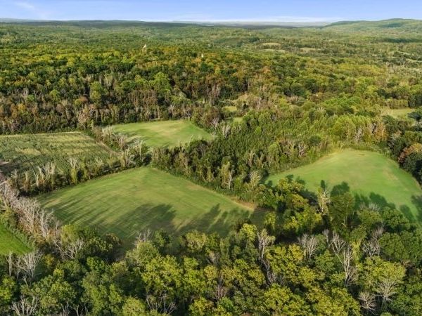 341 Mount Hermon Rd, Hope, NJ 07825