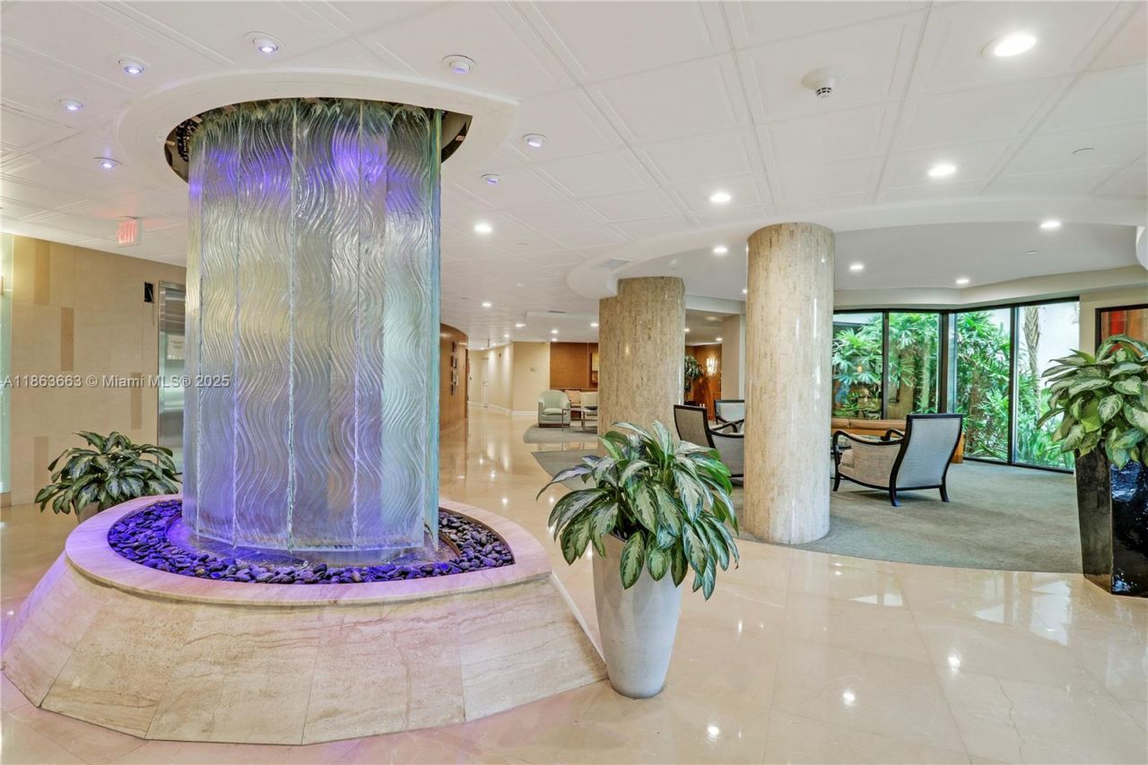 3000 N Ocean Dr, Unit PH-D, Singer Island, FL 33404 Photo