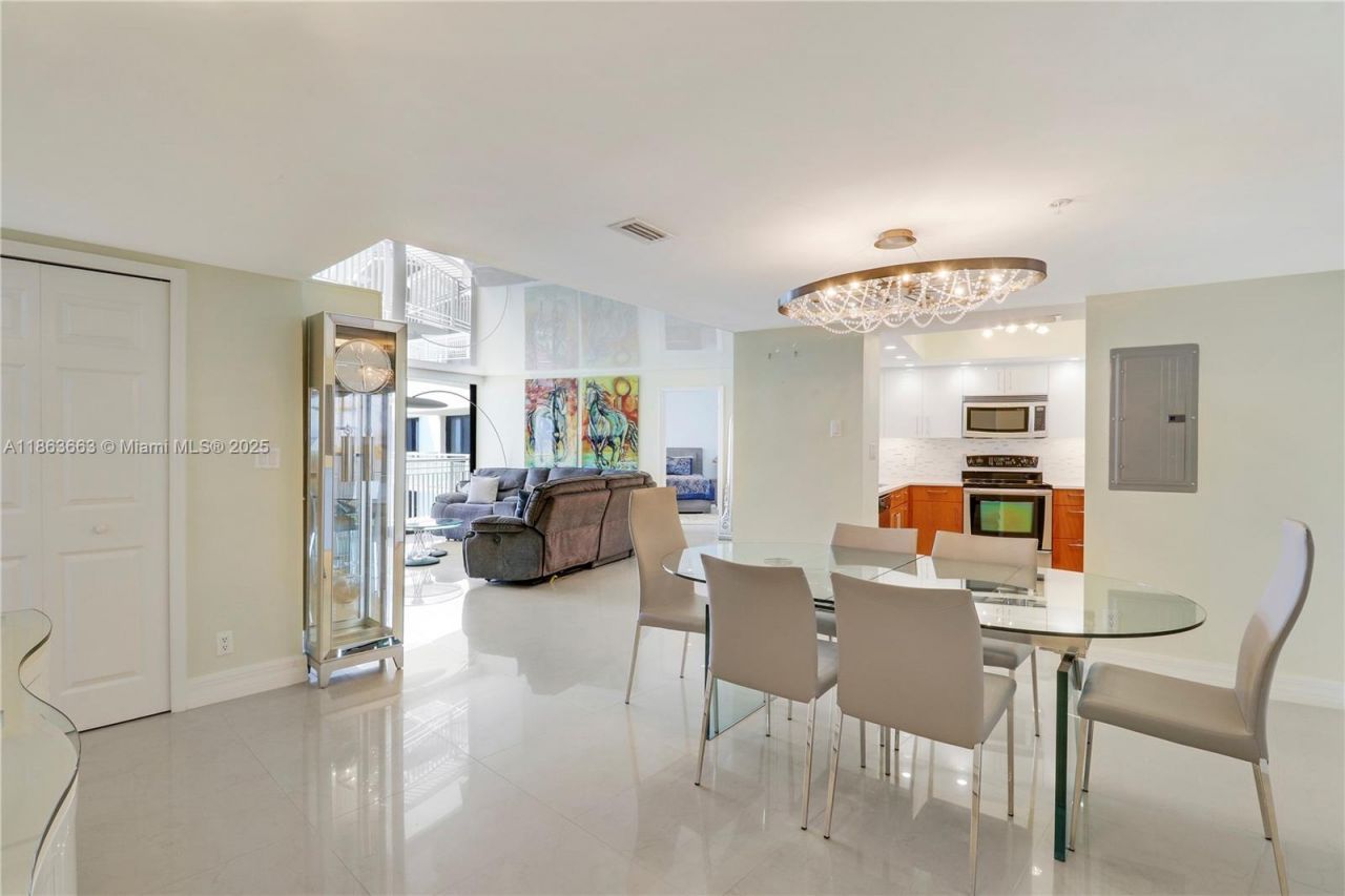 3000 N Ocean Dr, Unit PH-D, Singer Island, FL 33404 Photo