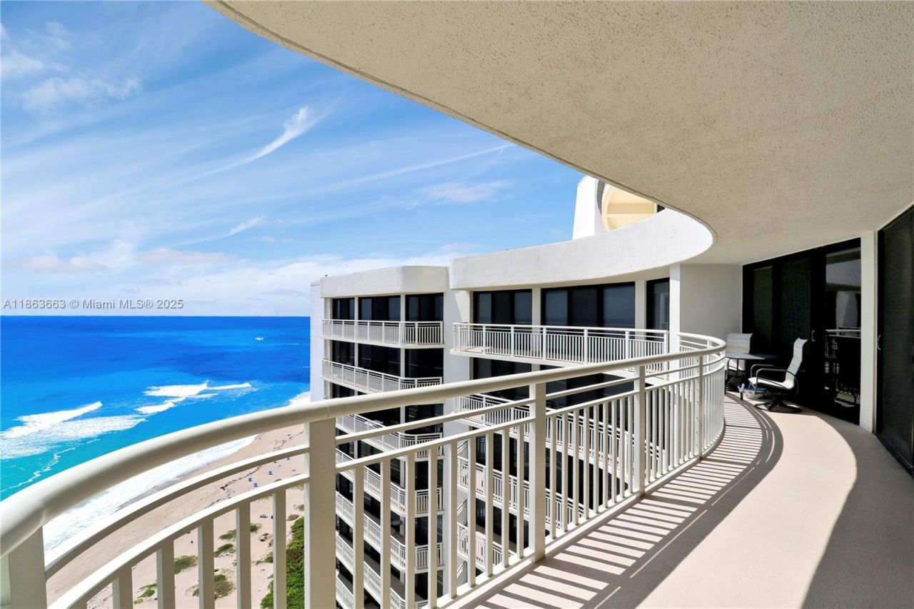 3000 N Ocean Dr, Unit PH-D, Singer Island, FL 33404 Photo