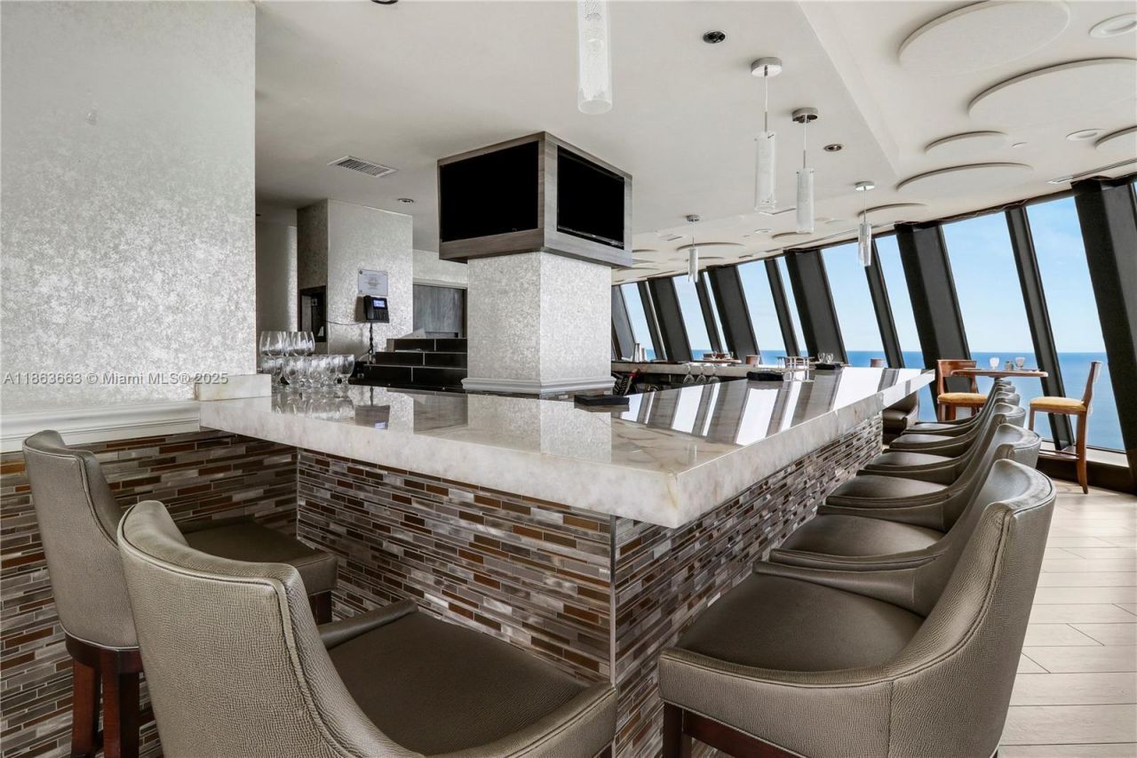 3000 N Ocean Dr, Unit PH-D, Singer Island, FL 33404 Photo