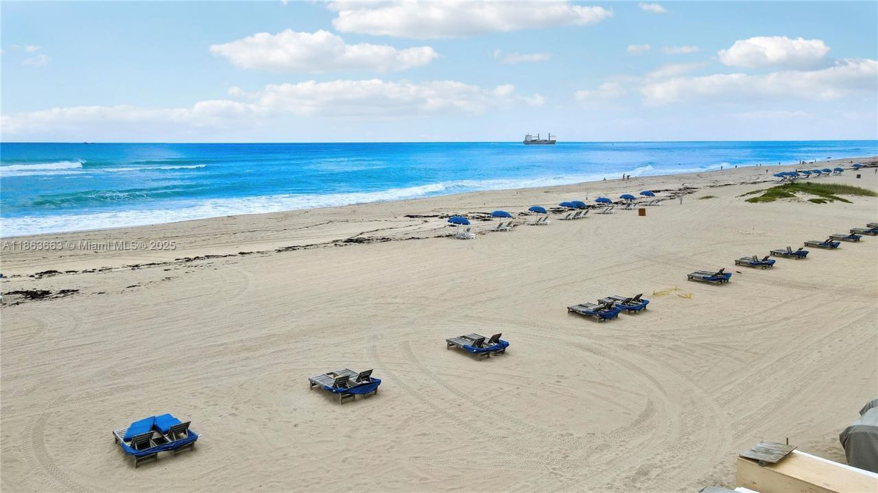 3000 N Ocean Dr, Unit PH-D, Singer Island, FL 33404 Photo