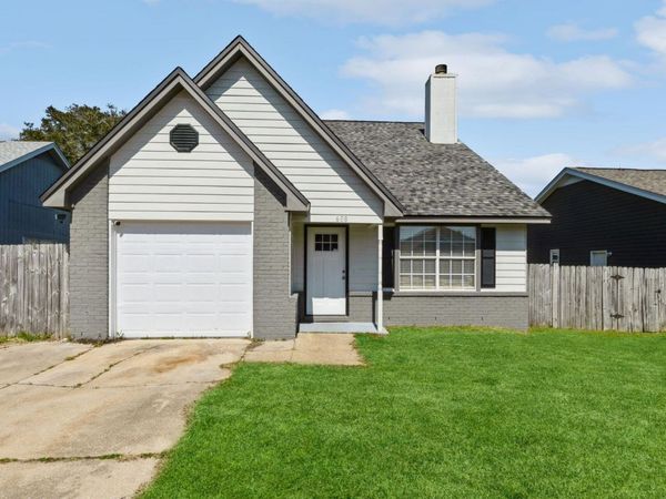 608 Drakes Landing Landing, Mary Esther, FL 32569