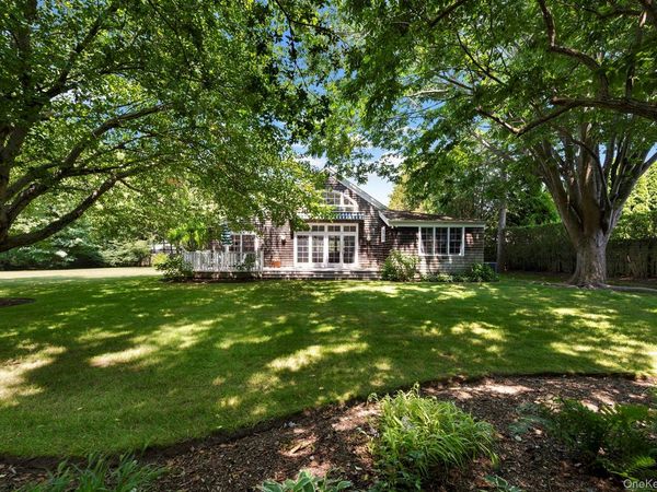 256 Main Street, Amagansett, NY 11930