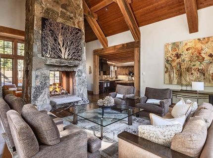 8186 Valhalla Drive, Truckee, CA 96161 Photo