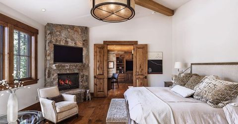 8186 Valhalla Drive, Truckee, CA 96161 Photo