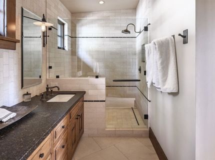 8186 Valhalla Drive, Truckee, CA 96161 Photo