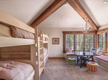 8186 Valhalla Drive, Truckee, CA 96161 Photo