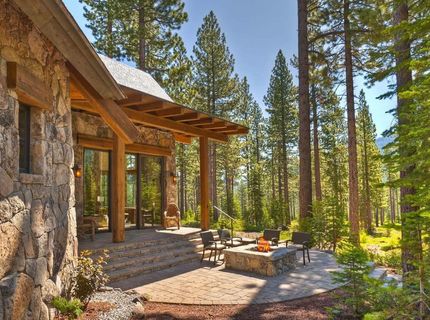 8186 Valhalla Drive, Truckee, CA 96161 Photo
