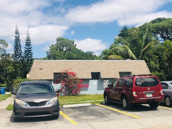 575 NW 41st St, Fort Lauderdale, FL 33309