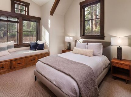 8221 Valhalla Drive, Truckee, CA 96161 Photo