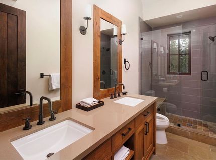 8221 Valhalla Drive, Truckee, CA 96161 Photo