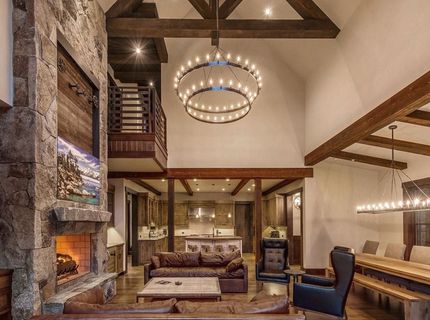 8221 Valhalla Drive, Truckee, CA 96161 Photo