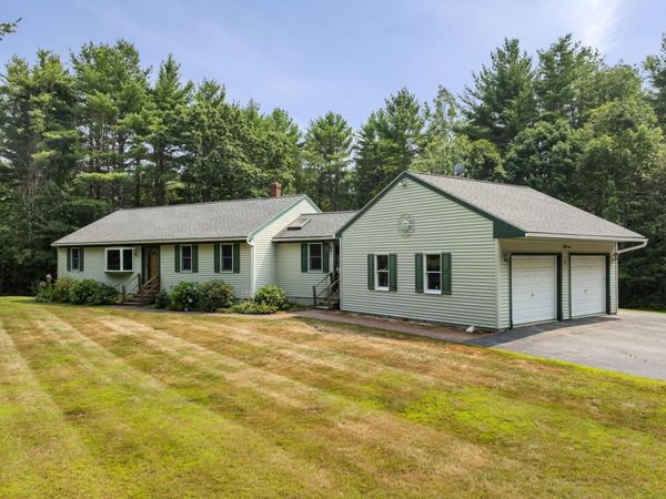 4 Shamrock Lane, Damariscotta, ME 04543