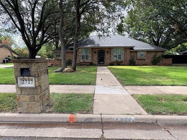 2727 Amherst Drive, Wichita Falls, TX 76308