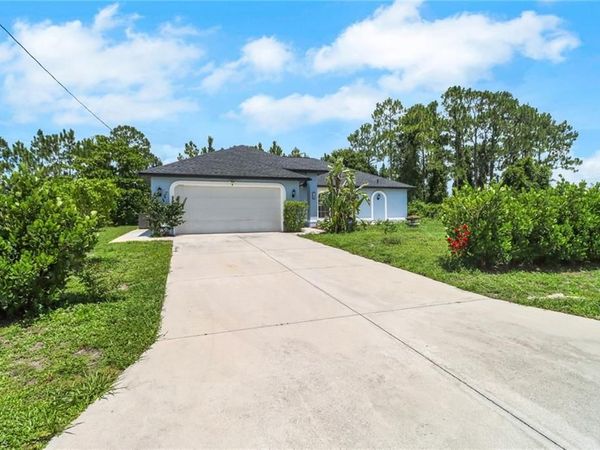 765 Aprile AVE S, LEHIGH ACRES, FL 33974