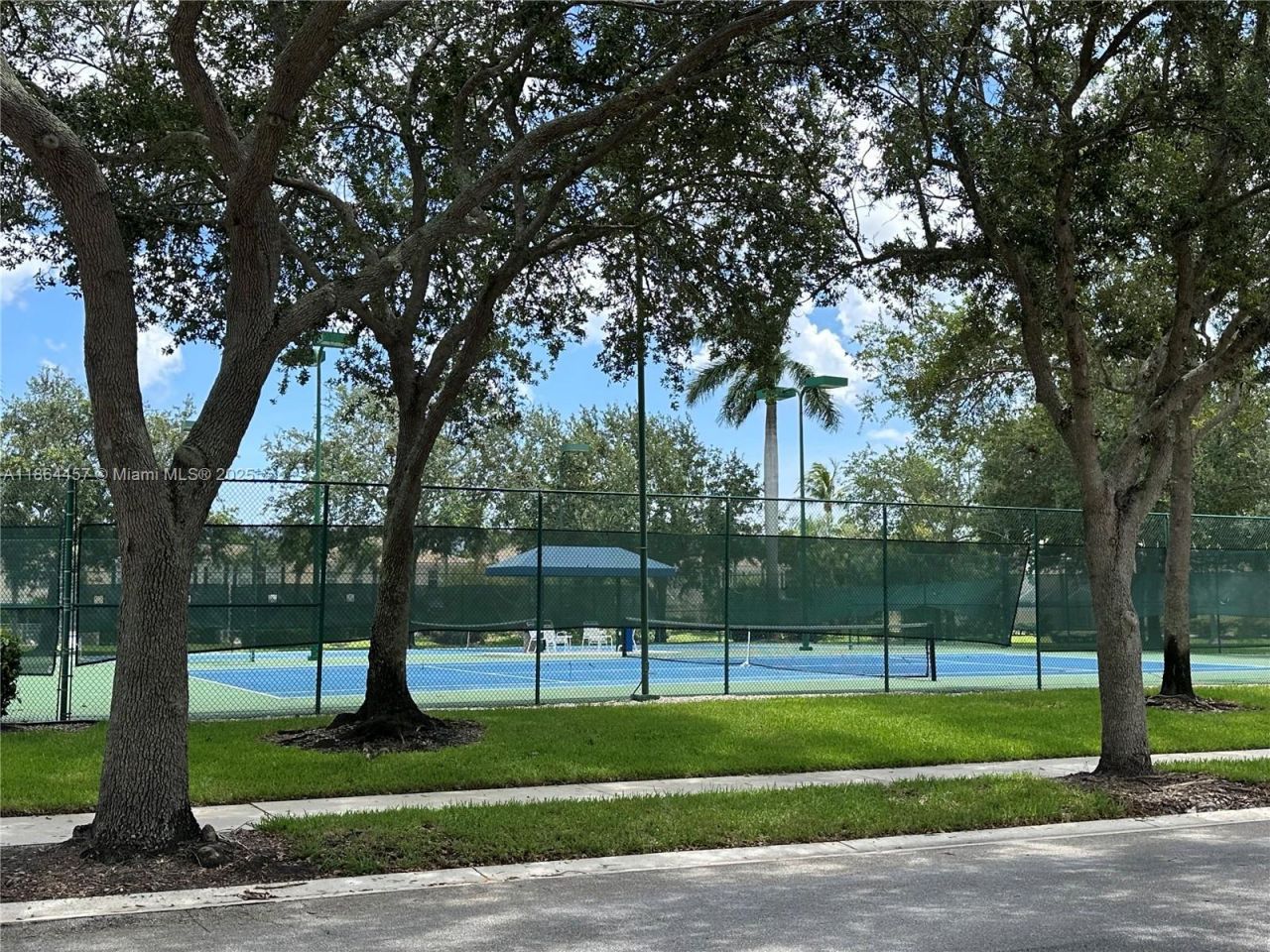 197 E Santa Barbara Way, Palm Beach Gardens, FL 33410 Photo