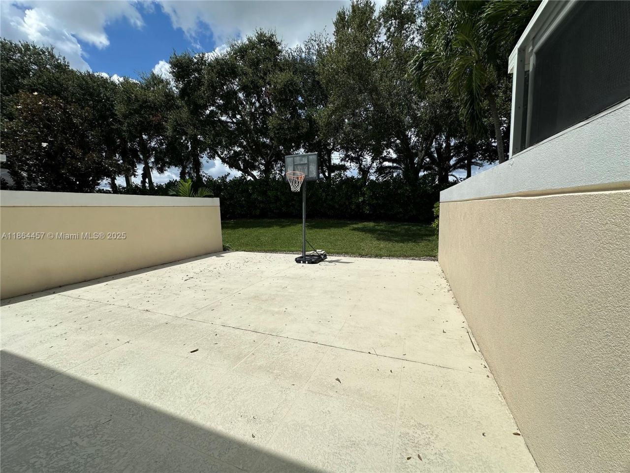 197 E Santa Barbara Way, Palm Beach Gardens, FL 33410 Photo