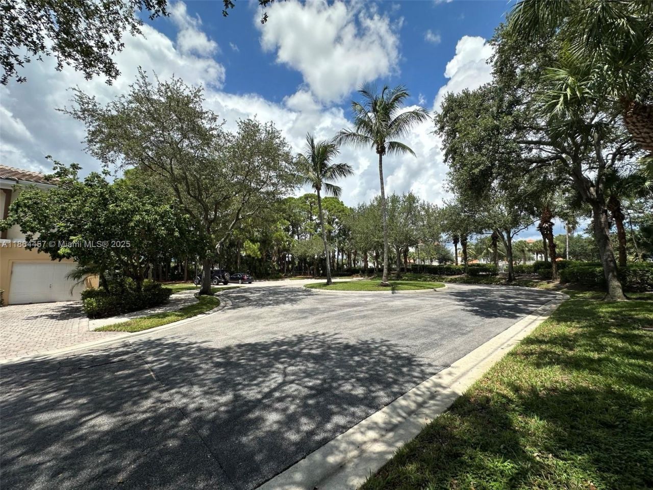 197 E Santa Barbara Way, Palm Beach Gardens, FL 33410 Photo